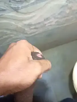 Stripchat Live Sex of KiranTheBull