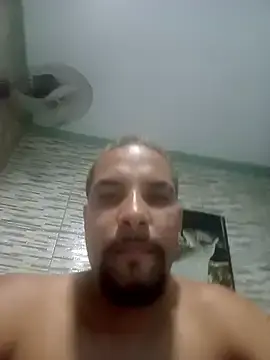 Stripchat Live Sex Cam of TomaJek55