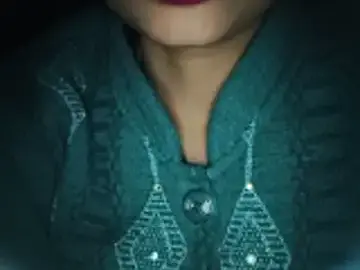 Stripchat Live Sex Cam of hot_kavya002