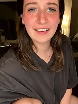 Stripchat Live Sex Cam of nerdynina