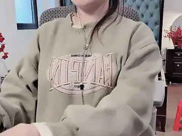 Stripchat Adult Webcams of Caryln-Bun