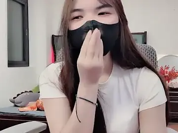 Stripchat Watch Live Sex Cams of Caryln-Bun