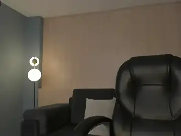 Stripchat Live Sex of JadeEvansX