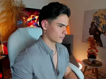 Stripchat Nude Webcam of Matias_Murrier