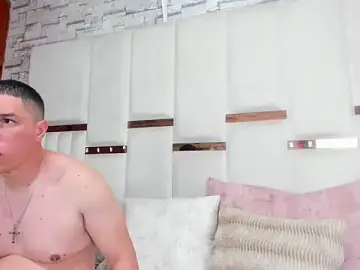 Stripchat Free Porn Cam of CandyandSteven