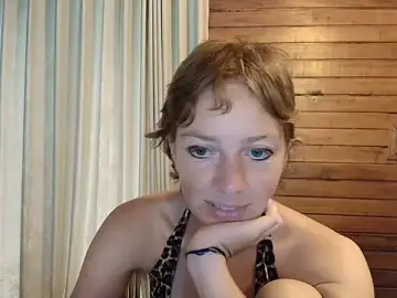 Ida-Rose from stripchat