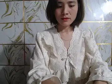 Lyzizi_lovely09 from stripchat