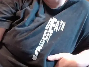 Stripchat Live Porn of Santanna77