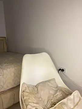 nicoleebony1 from stripchat