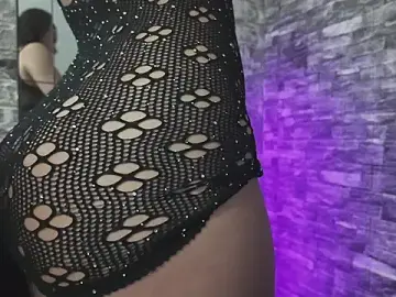 Stripchat Nude Webcam of Rich_Couple_69