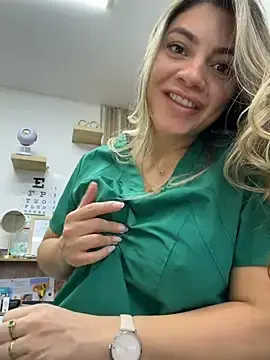 Stripchat Watch Live Sex Cams of alicee16