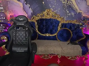 Stripchat Sex Cam of CassaBlaze