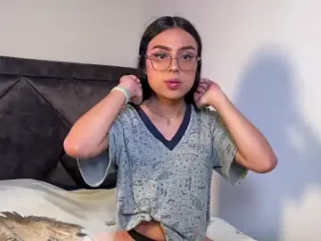 Stripchat Sex Cam of Nathalie_spencer2