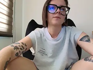 Stripchat Adult Webcam of Hannah______