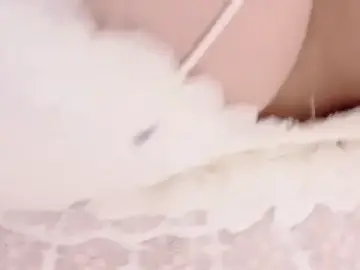 Stripchat Nude Webcam of LT-333