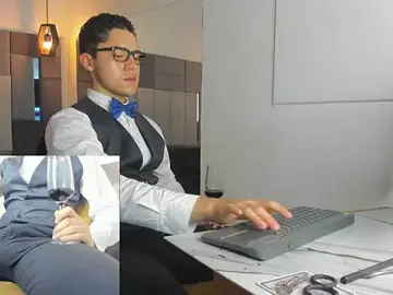 Stripchat Adult Video Chat of LiamNovak