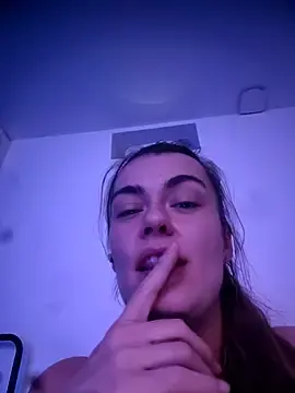 Stripchat Best live sex cam show of Carolinemiam