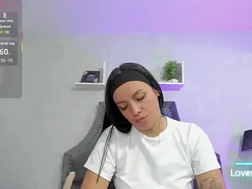 EmiliaRose_ from stripchat