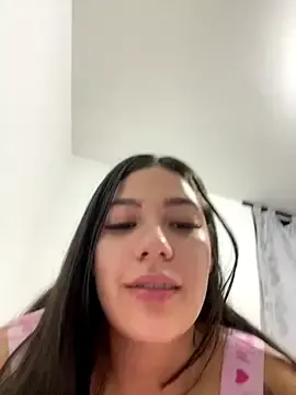 Stripchat Live Sex Cam of Latina_vanessa