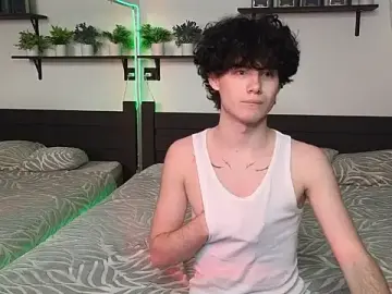 Stripchat Adult Webcam of Cute_Mike