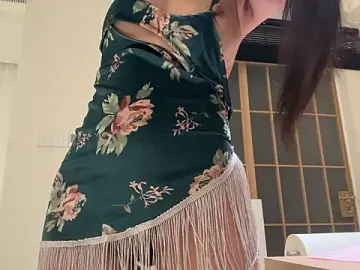 Stripchat Watch Live Sex Cams of Bella-999