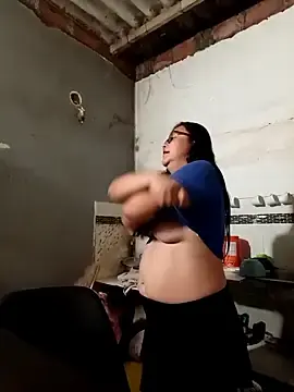 Stripchat Nude Webcam of Dirty-Momm-Divorced-Hot