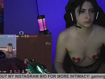 Stripchat Best Webcam of Gamergirl-Linela