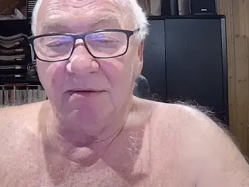 Stripchat Best live sex cam show of biggandybig