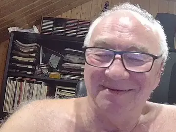 Stripchat Live Sex of biggandybig