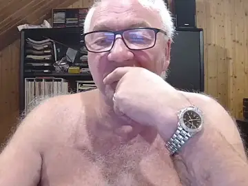 Stripchat Adult Video Chat of biggandybig