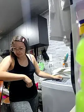 Stripchat Nude Webcam of linda-schmidt