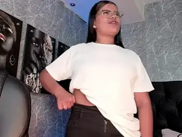 Stripchat Sex Chat of sasha__blaze