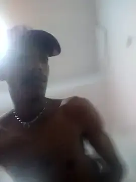 Stripchat Live Sex Cam of AlbertBigCock