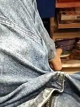 mohit08desi from stripchat