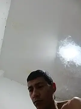 Stripchat Adult Video Chat of valenpaisita2123