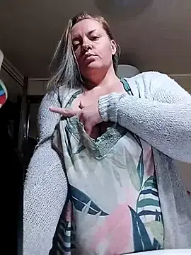 Stripchat Best Webcam of Mommygetnaughty