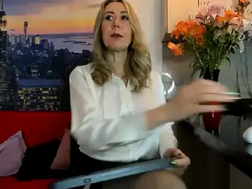 Stripchat Best live sex cam show of ashleymilf_1