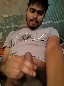 Stripchat Free Live Porn of Bottom_boy692