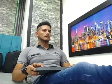 Stripchat Adult Webcams of Chris_Dick23