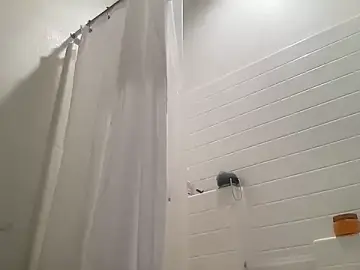 Stripchat Sex Cam of ryan_28747