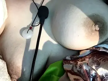 Stripchat Watch Live Sex Cams of AngelwithEcup