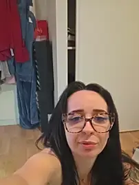 Stripchat Live Sex Cam of CornetDeGlace