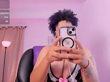 LiaaMoretzz from stripchat