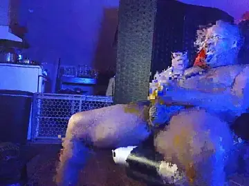 Stripchat Sex Cam of bigshh8