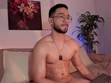 Stripchat Nude Webcam of Josseph1_