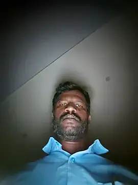 Stripchat Free Porn Cam of Paramkeerthi