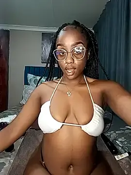 Queen-Chocolate from stripchat