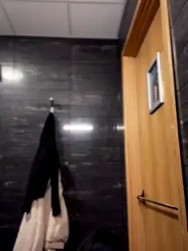 Stripchat Watch Live Sex Cams of Risky_Workouts