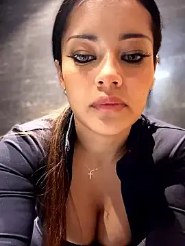 Stripchat Adult Webcam of Risky_Workouts