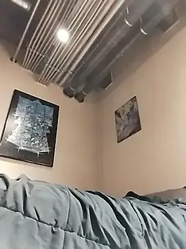 Stripchat Live Sex Cam of eatmeplease44